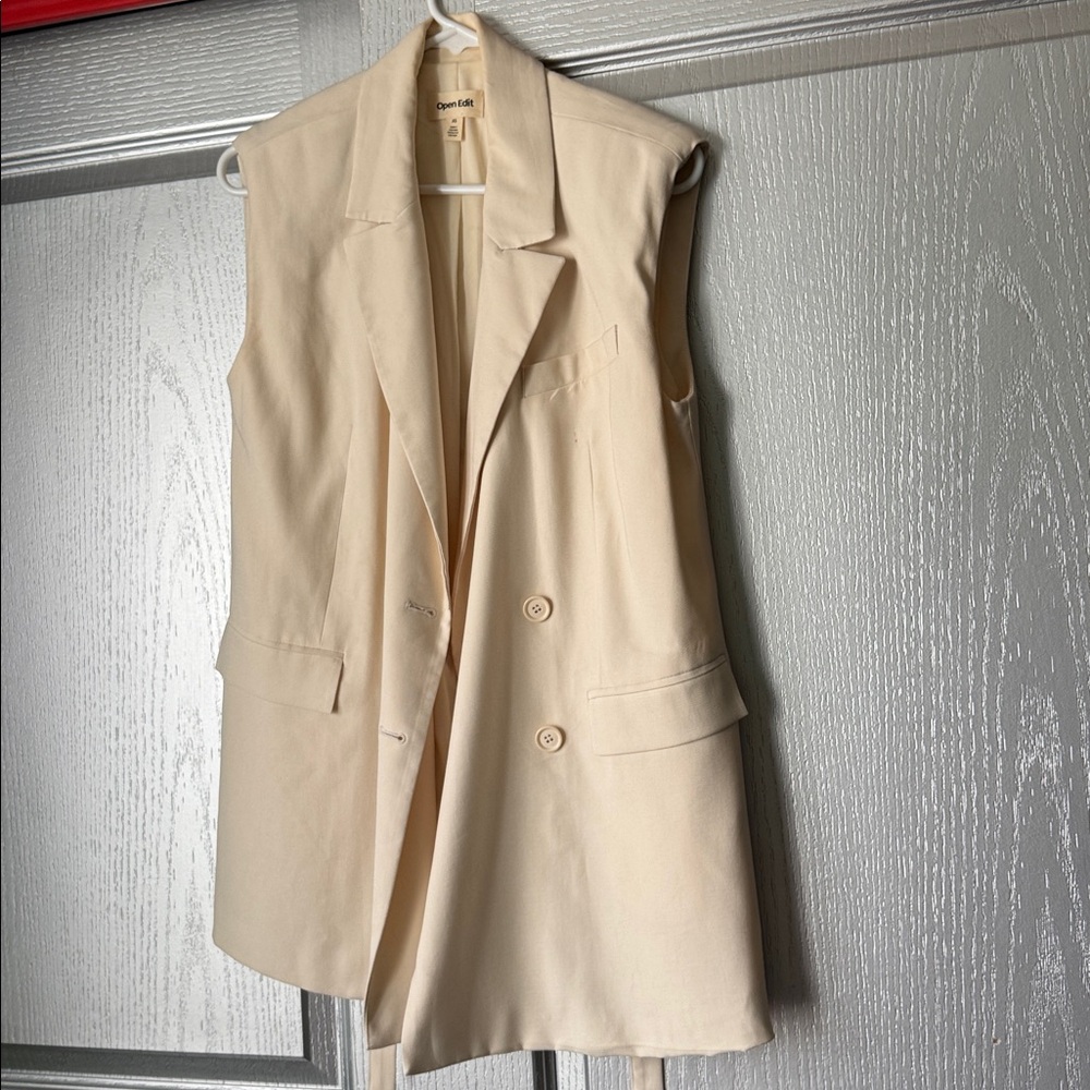 Open Edit Cream Sleeveless Blazer Vest - Picture 3 of 4